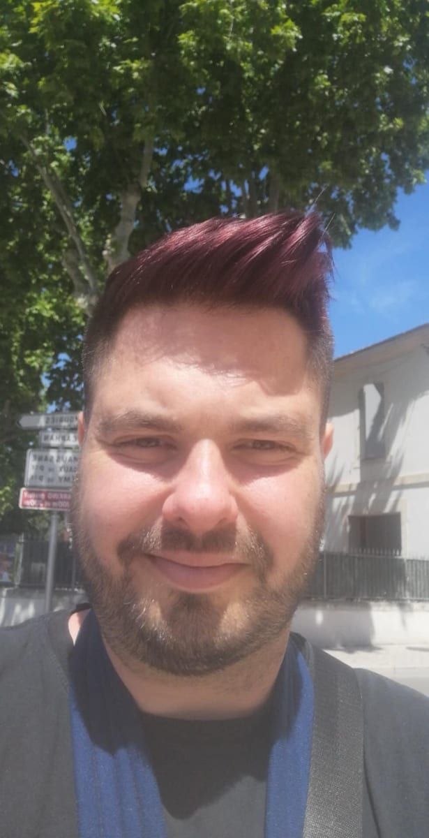 Profil de Magy